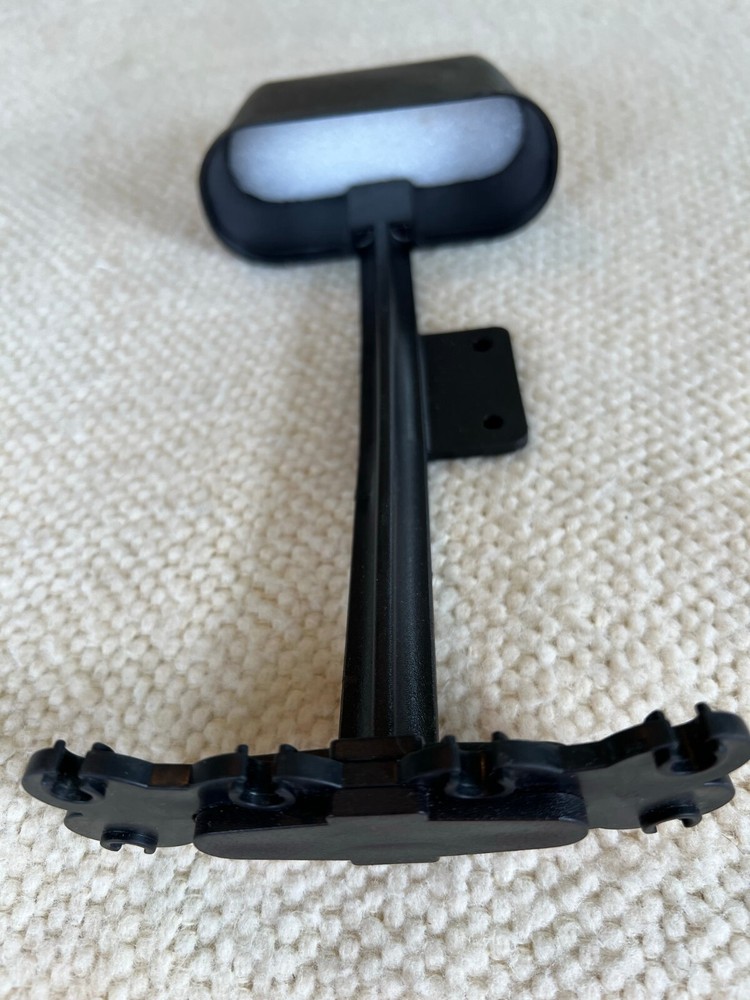 4 Arrow Plastic Quiver