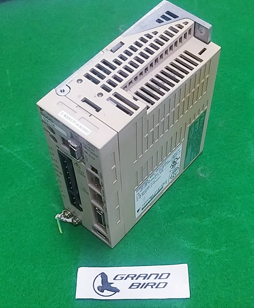 YASKAWA SGDS-02A72A SERVOPACK, USED