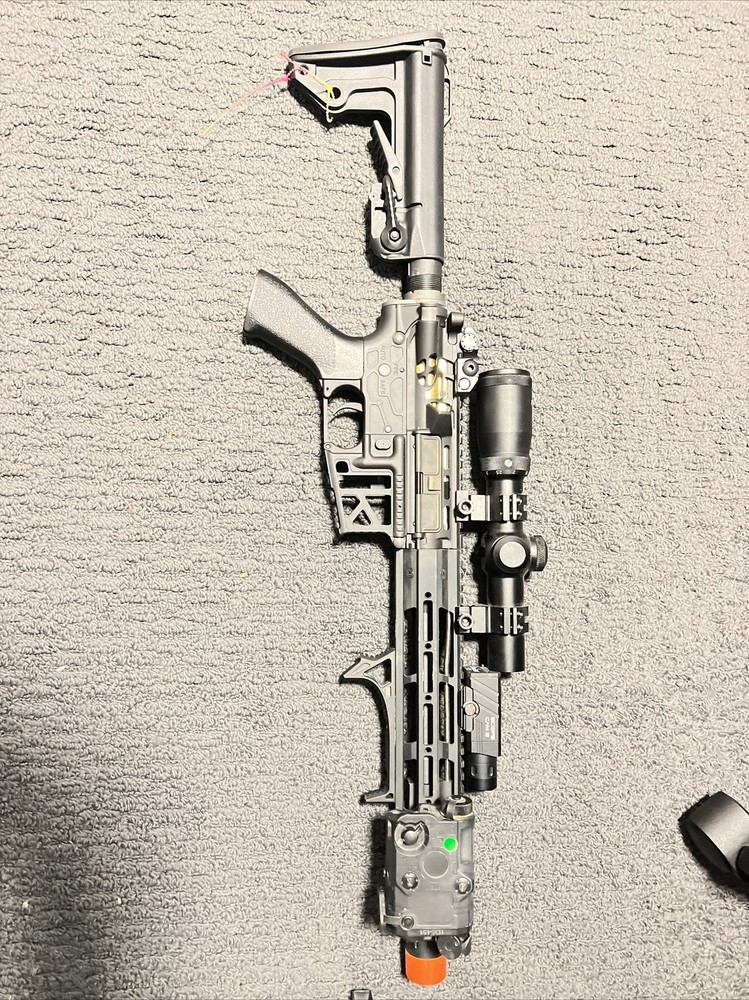 Electric Airsoft Gun