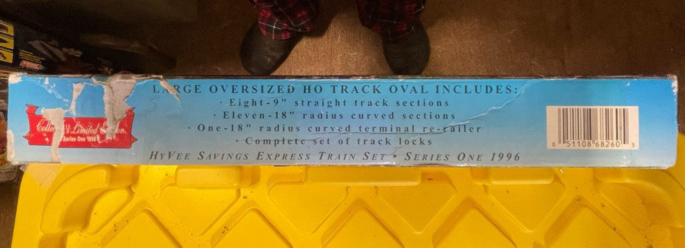 IHC HO - Hy-Vee Savings Express Train Set +Extras