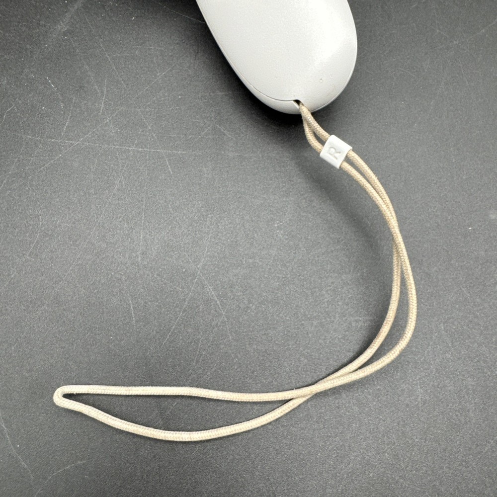 Genuine Original Meta Oculus Quest 2 VR RIGHT Touch Controller Only - Tested