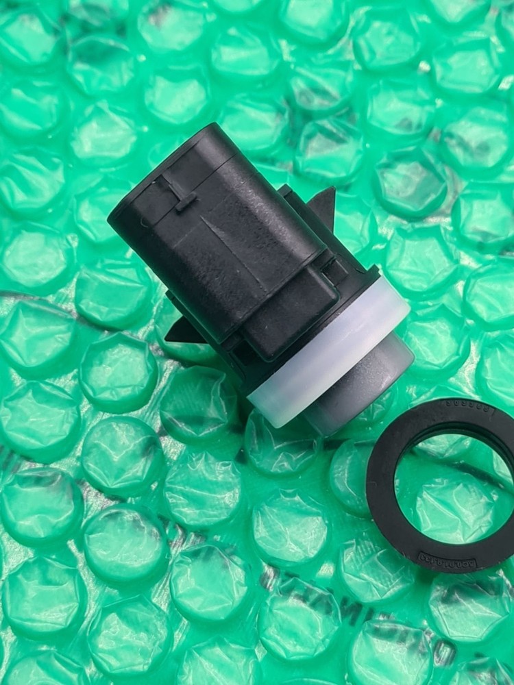 66205A2DA43 NEW OEM BMW Parking Sensor