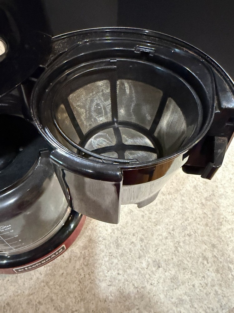 KitchenAid KCM1402ER Empire Red 14-Cup Programmable Coffee Maker-tested