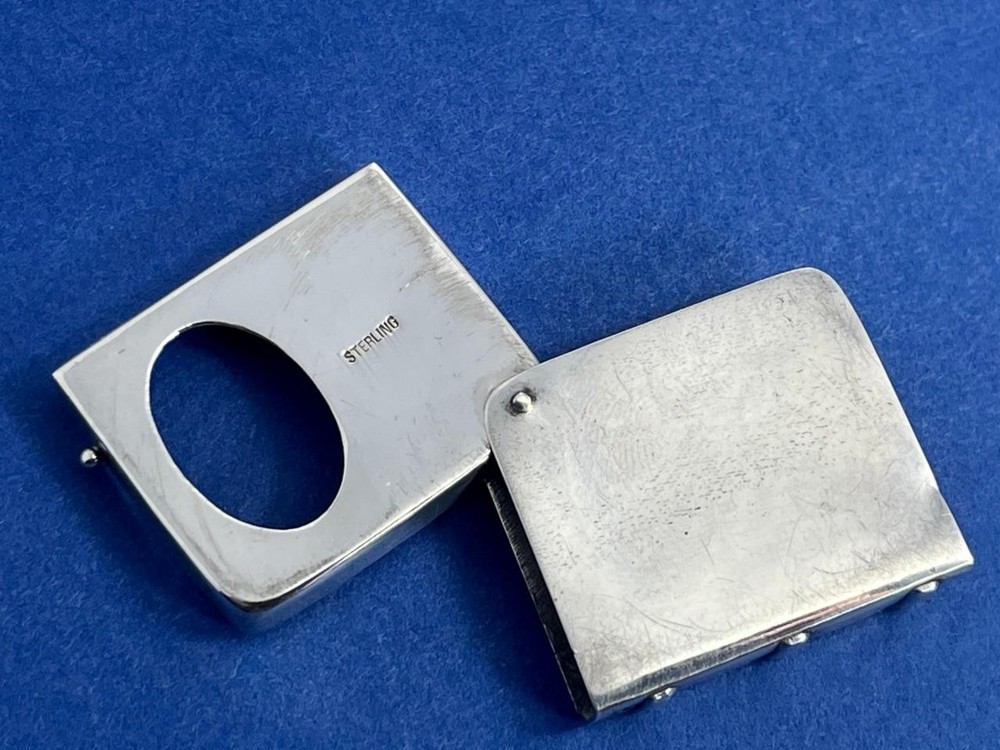 NICE VINTAGE SOLID SILVER STAMP BOX / CASE LON 1990