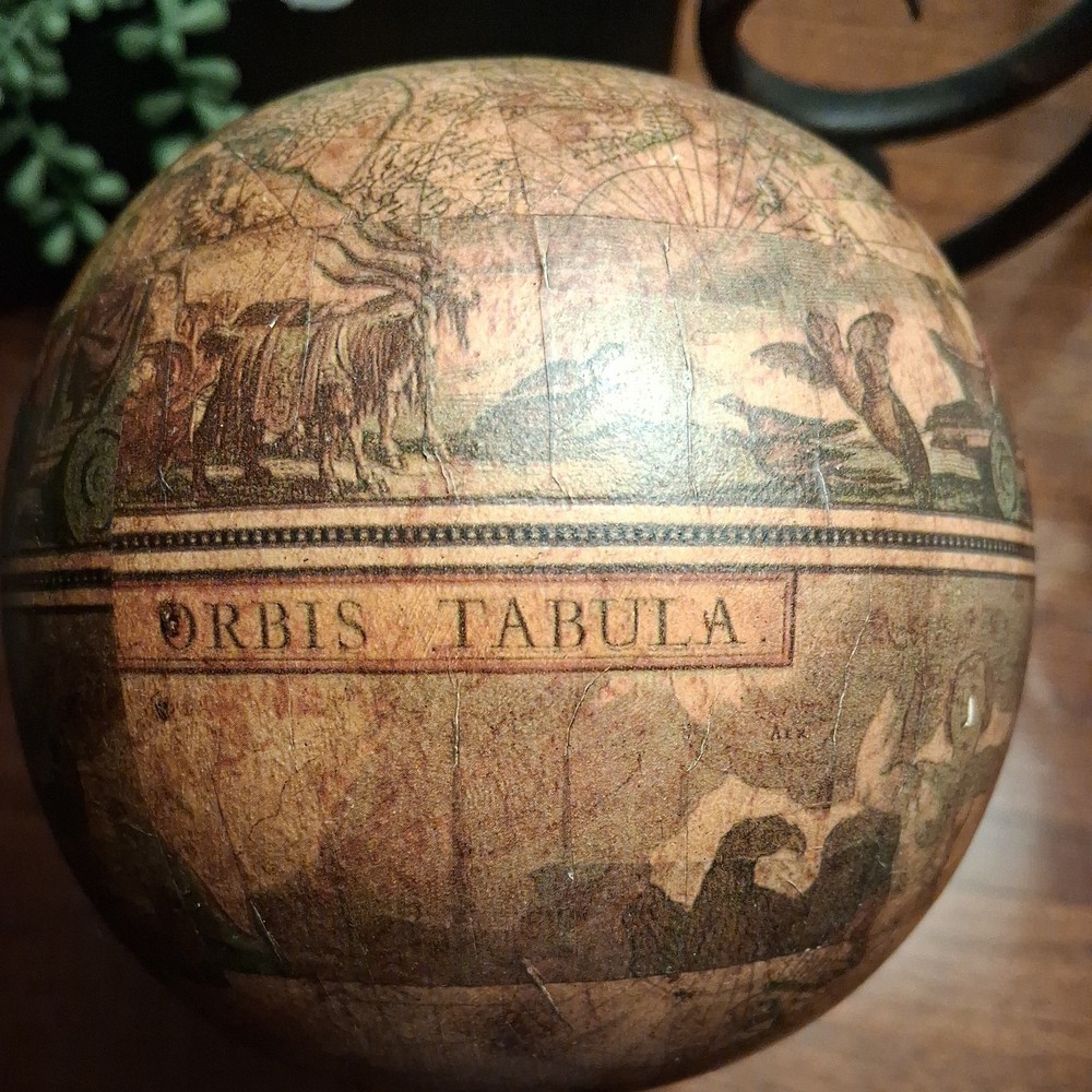 Table Top Metal Globe Decor