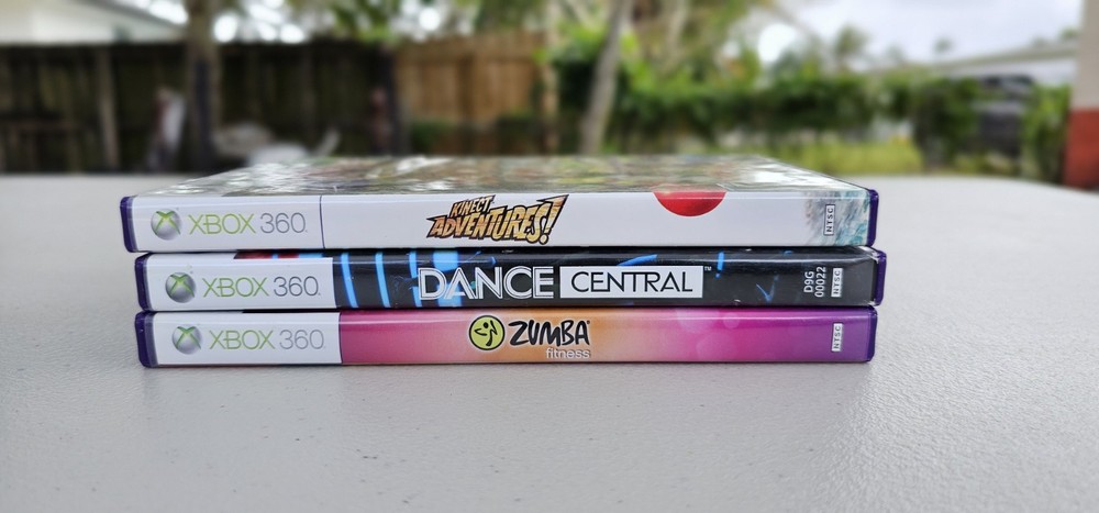 Xbox 360 Kinect Bundle Lot with 3 Games. (READ DESCRIPTION)