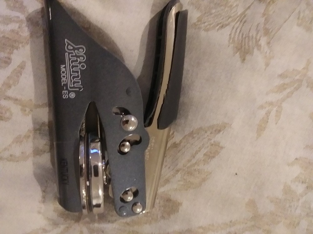 Shiny Model ES Personal Embosser