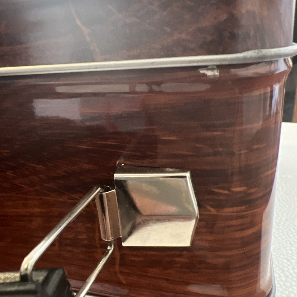 AQUARIUS TURNTABLE Fun Box - Sturdy Tin Storage