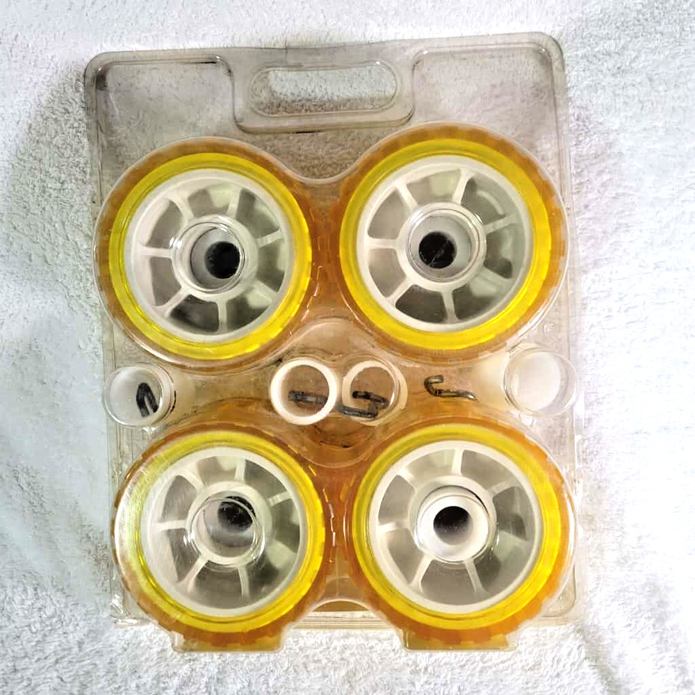 Tie Down 5" universal boat trailer wobble roller kit