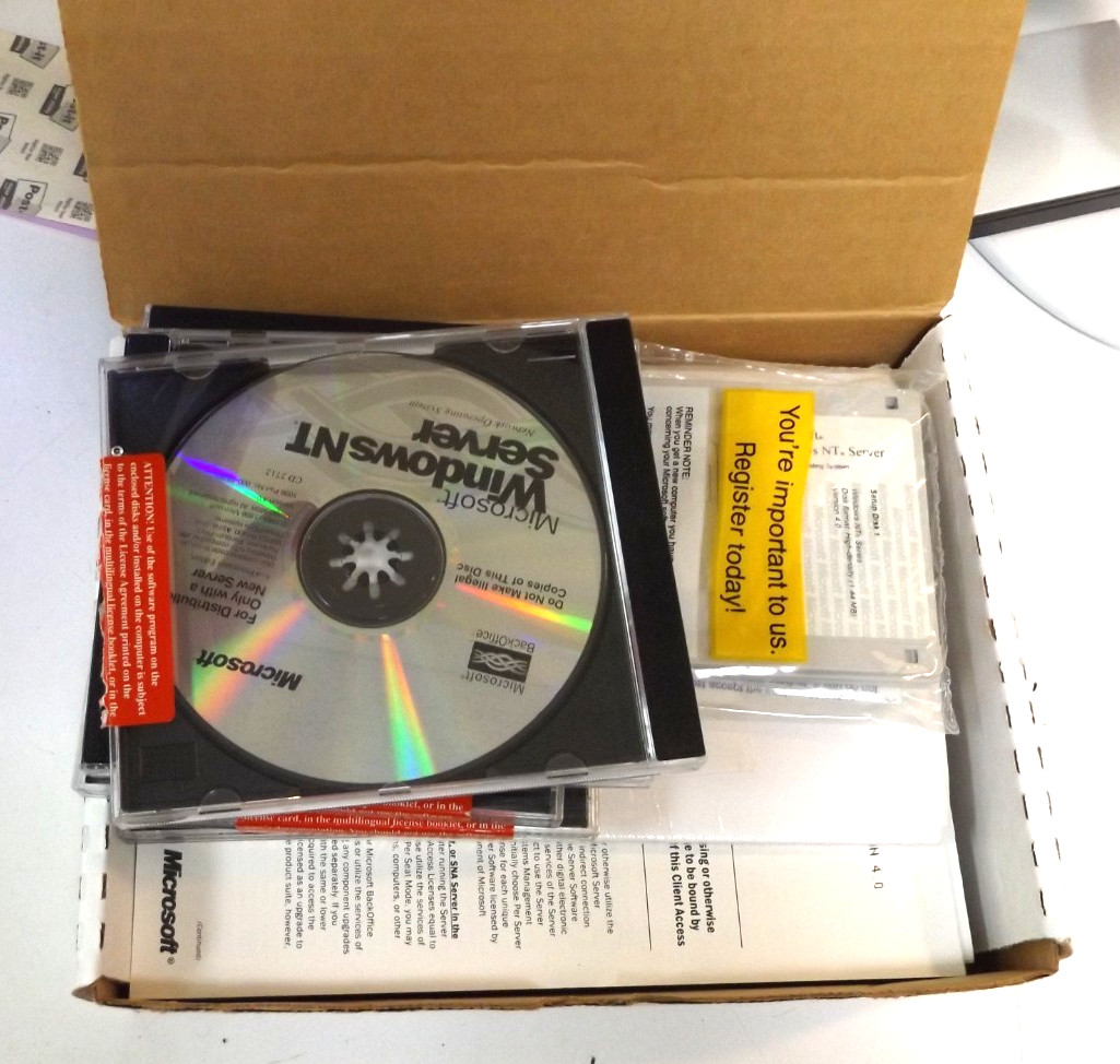 Microsoft Windows NT Server 4.0 Retail Box+SP4+5 Client Access Lic.-Sealed