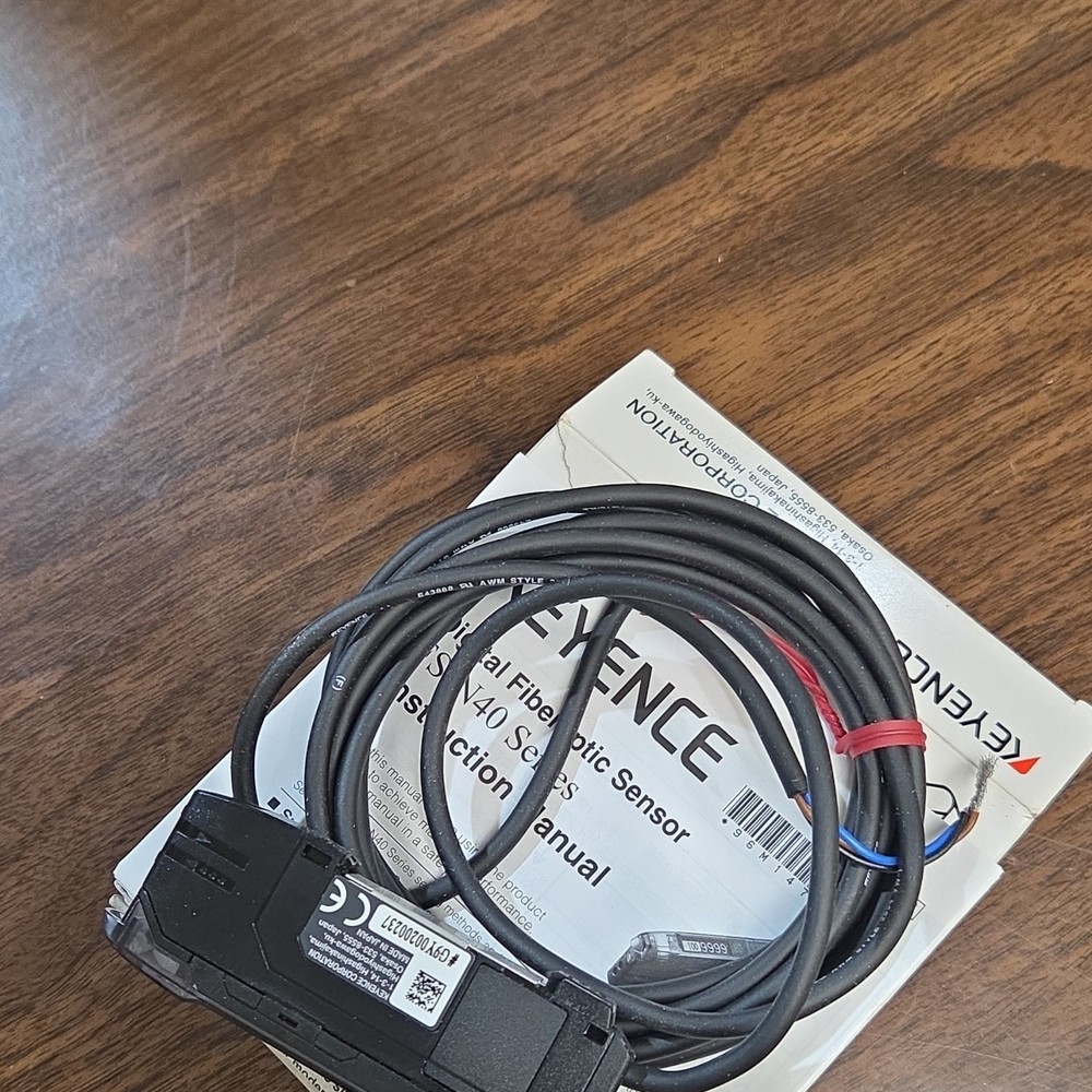 KEYENCE FS-N41N Fiber Optic Sensor with Cable