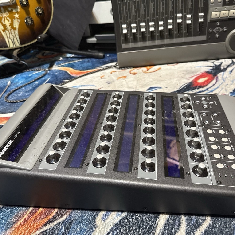 MACKIE Control C4 Logic Pro Controller Midi