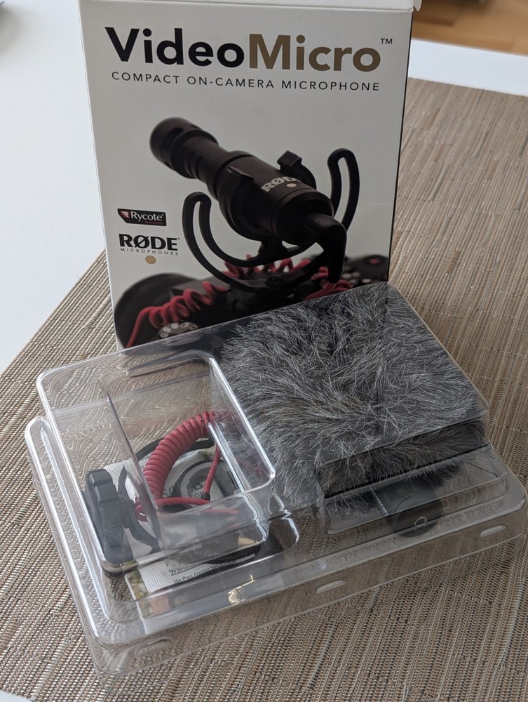 Rode VideoMicro Compact On Camera Microphone