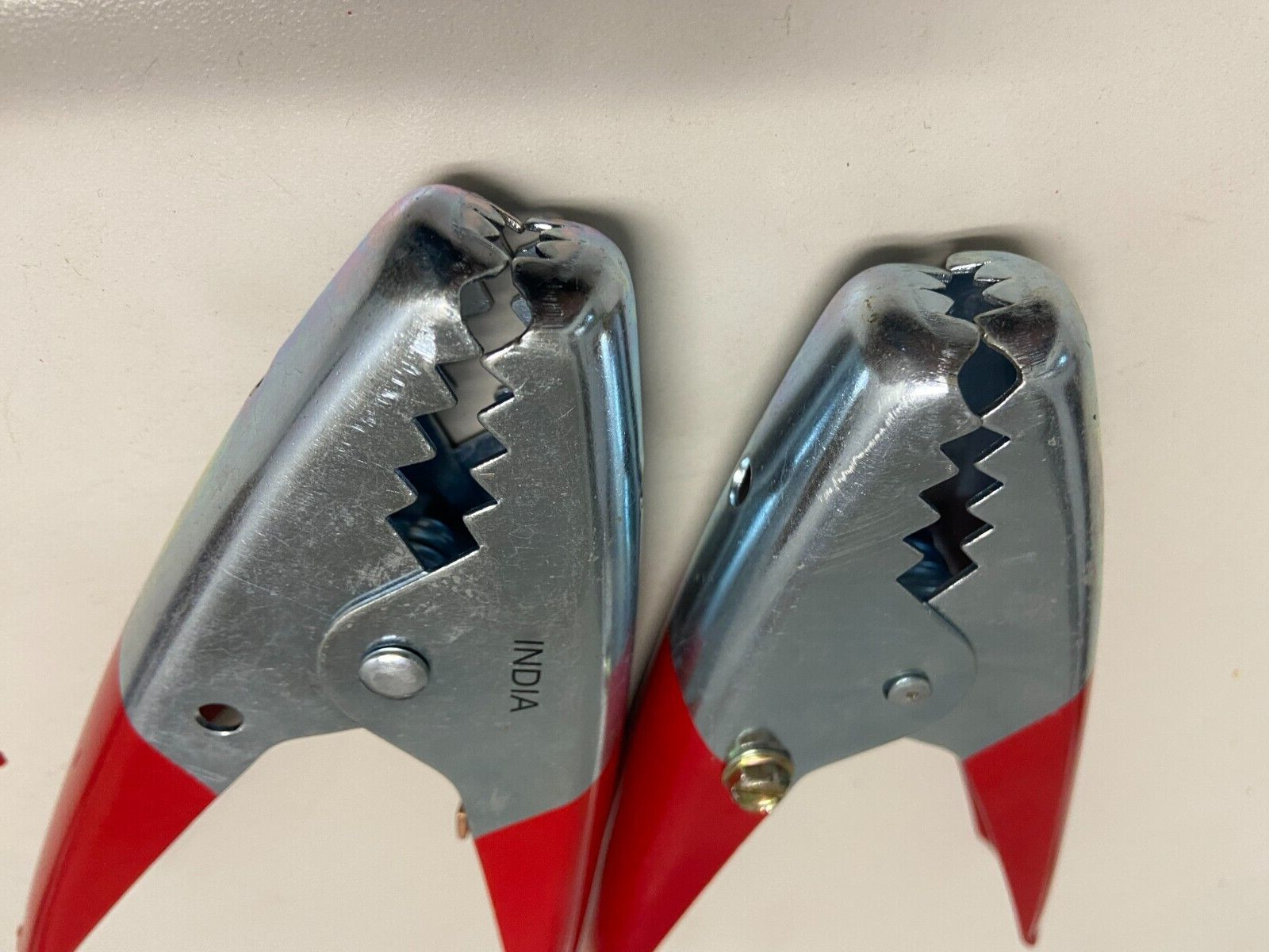 LOT OF 2 RED Battery Booster Cable Parrot Clamps HEAVY DUTY 600 AMP Jumper