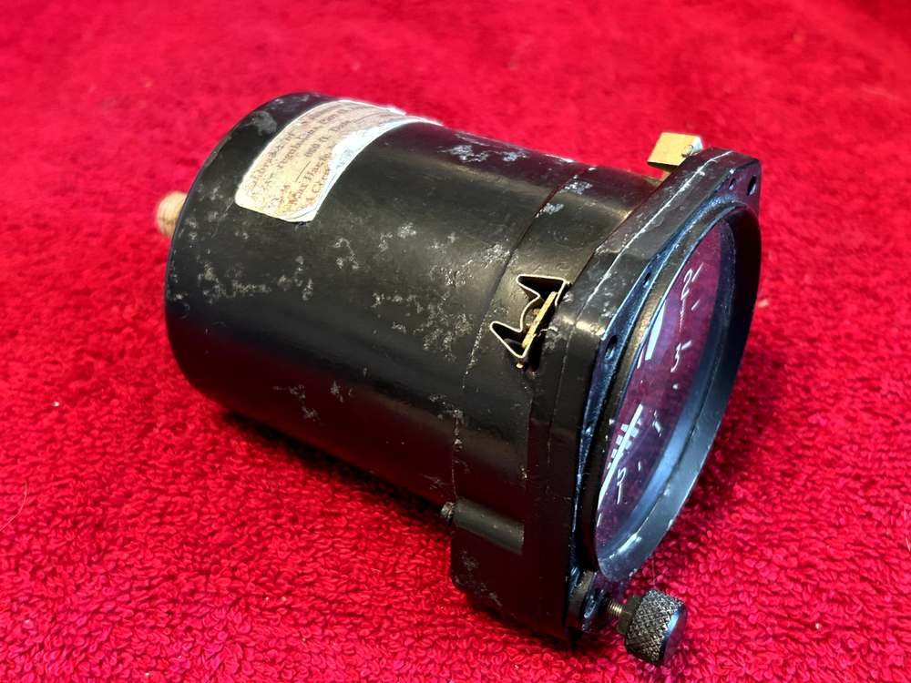 UNITED INSTRUMENTS ALTIMETER P/N 5934-A66