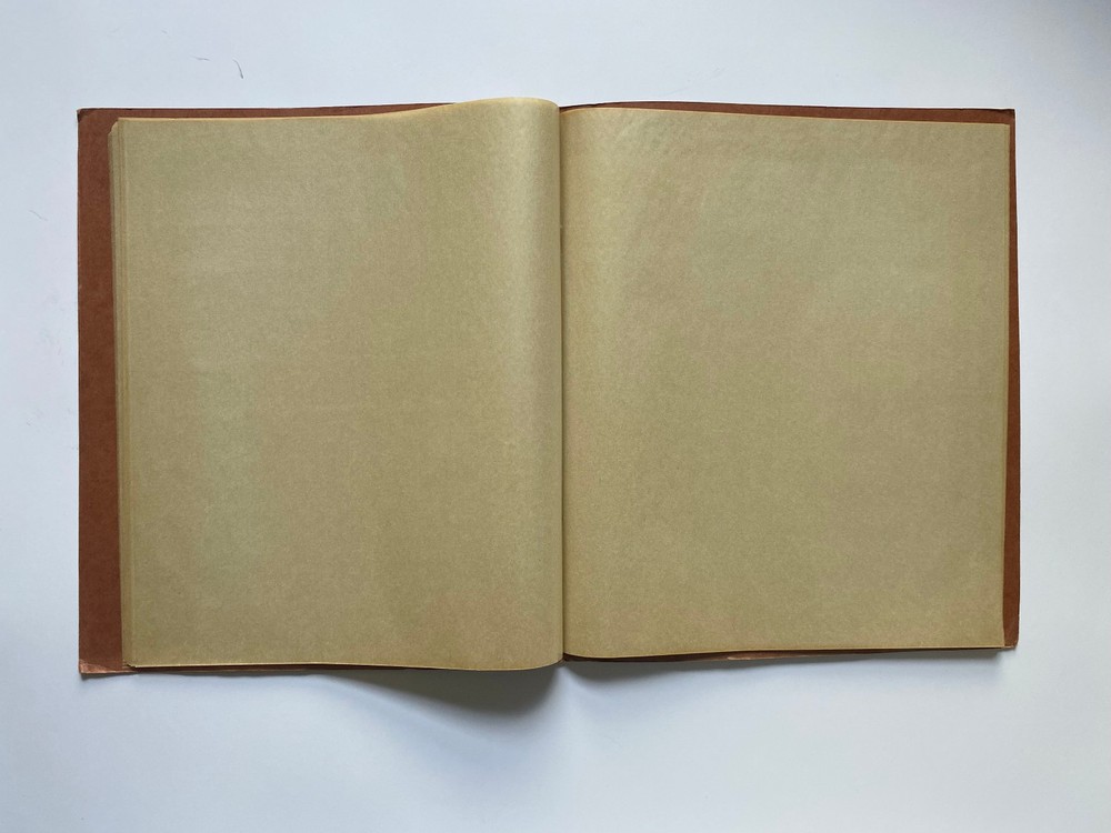 VINTAGE MINT SHEET FILE - CAPACITY 24 PAGES WITH SINGLE POCKETS 11.25" x 9.75"