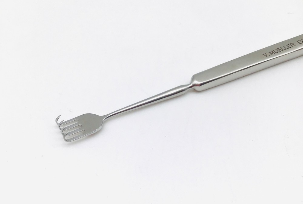 V. Mueller RH1165 Peck Rake Retractor Sharp - NEW