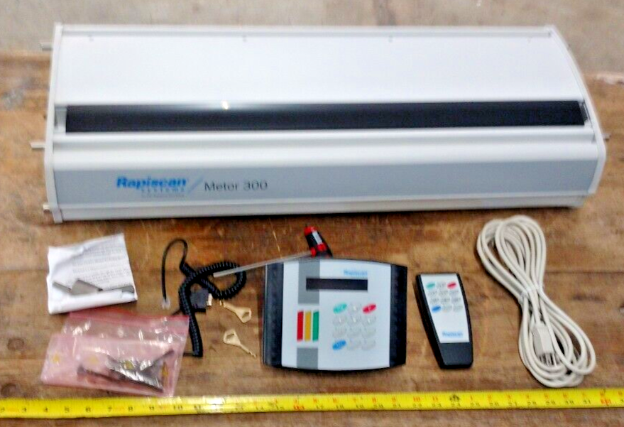 Rapiscan Systems Walk Thru Security Metal Detector Metor 300 Head with control