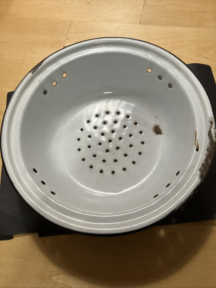 white enamelware colander