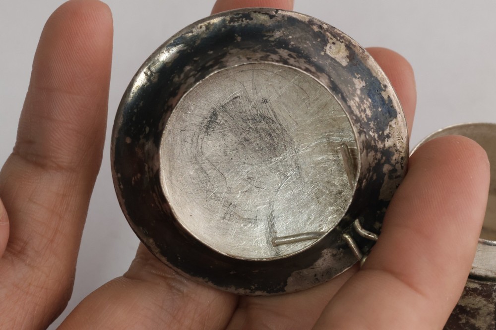 Solid Sterling Silver Plain Vintage Tobacco or pill container