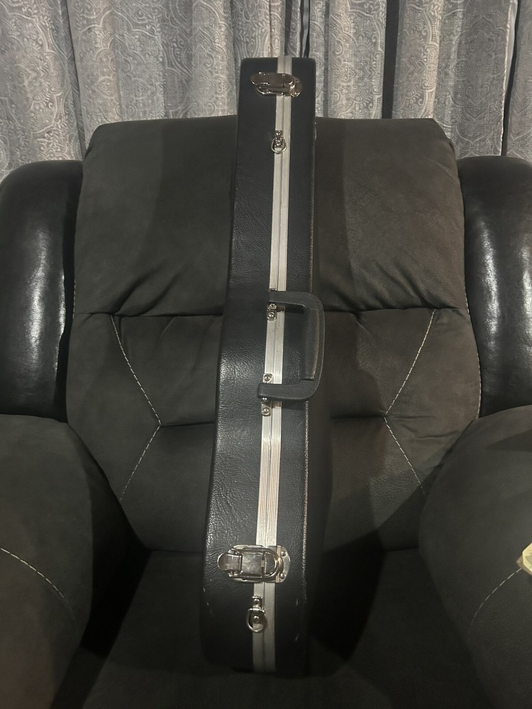 MTS Products Violin Case Shaped Hard Shell Fitted Felt Lined