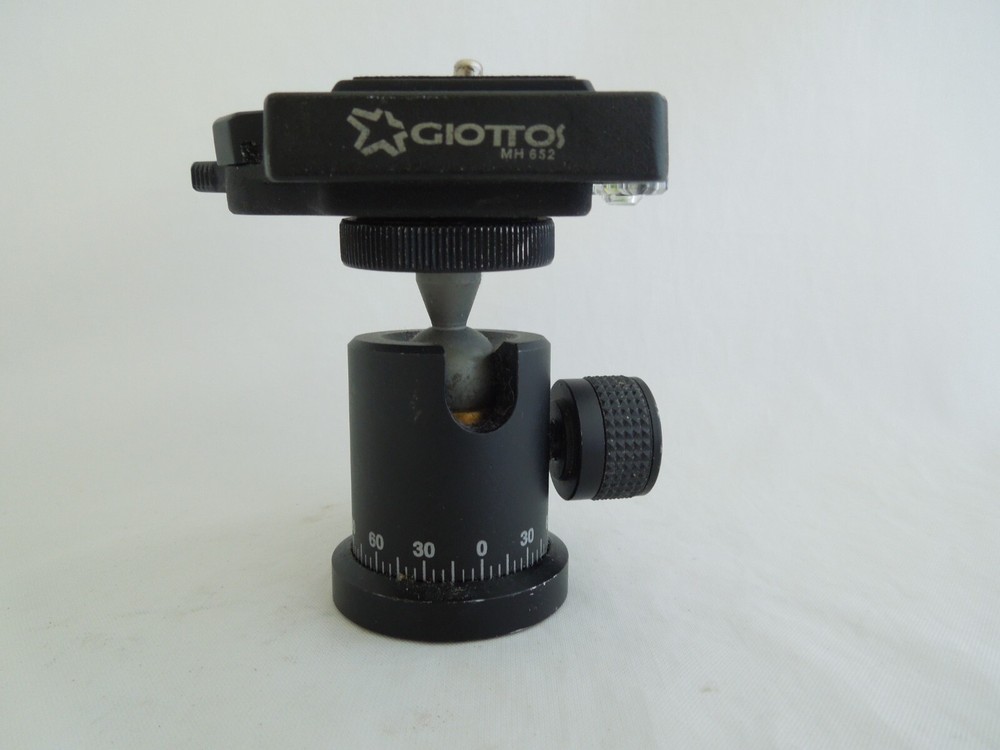 Giottos MH1002 - MH652  Ballhead with  Quick Release Plate