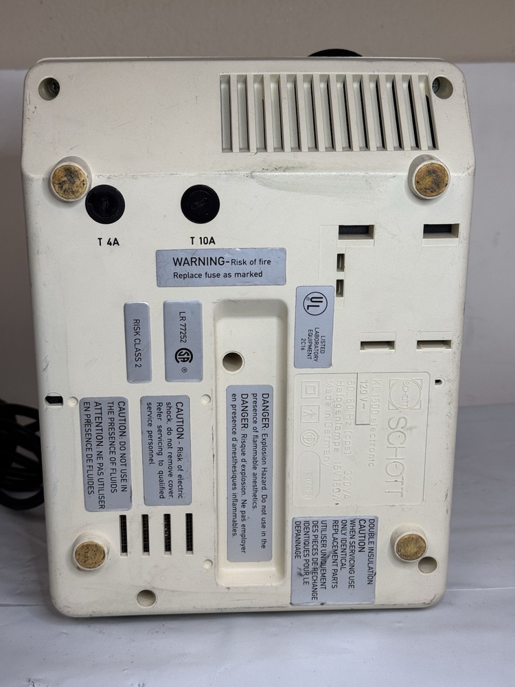 Schott KL1500 Electronic Microscope Fiber Optic Light Source