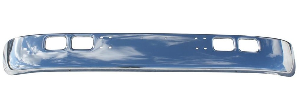 International 4700 & 4900 Bumper