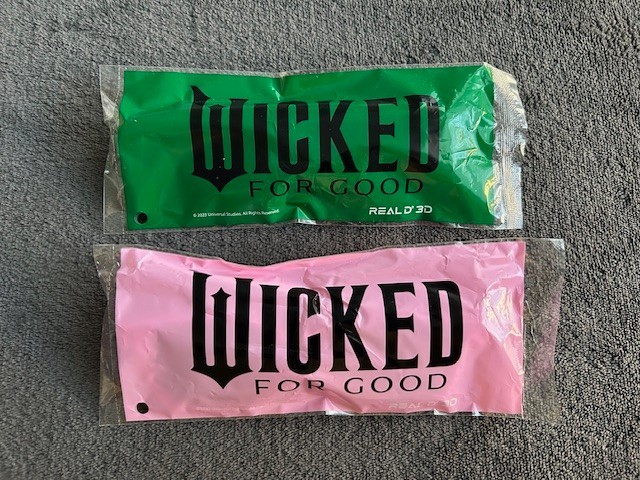 Wicked For Good 3D Glasses, 2 Pair - NEW