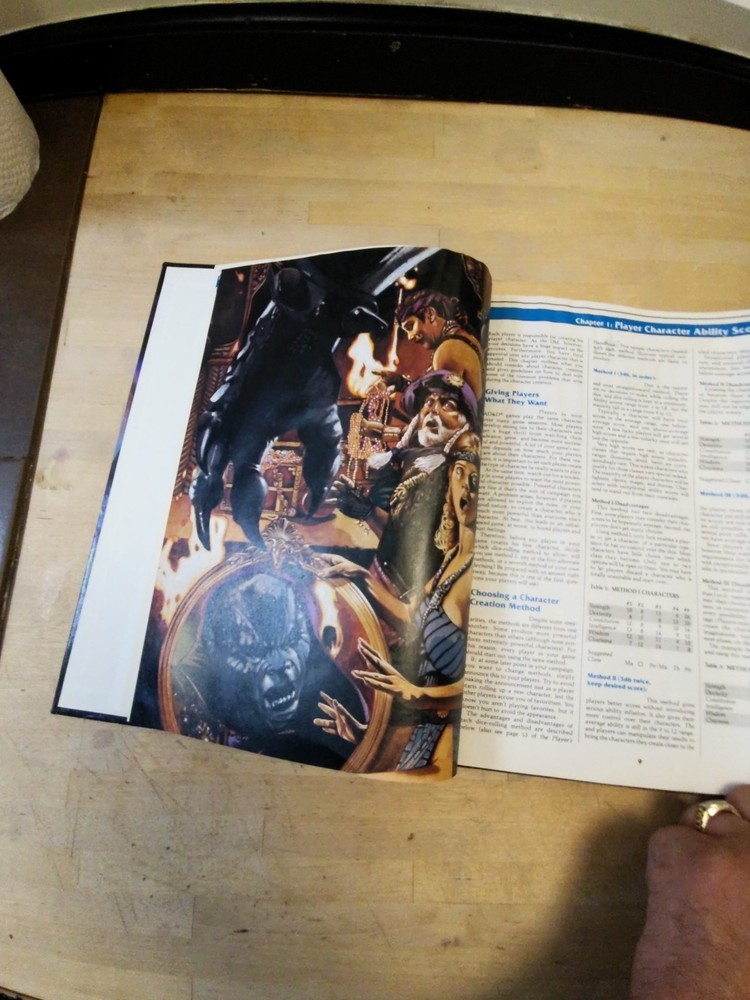 AD&D 2nd Ed Dungeon Master's Guide (3rd) Fair Condition. *Read Descript. Was Wet