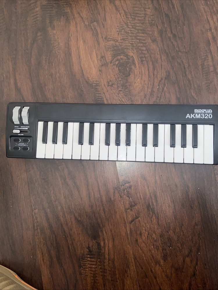 Midiplus AKM320 32-Note USB Midi Compact Mini Keyboard Controller