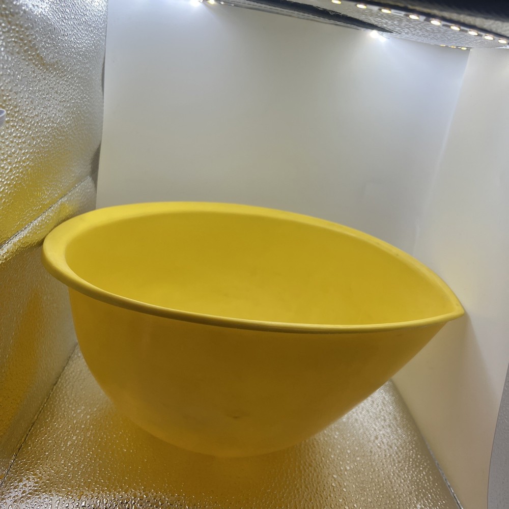Teardrop Yellow Nesting Mixing Bowls (4)