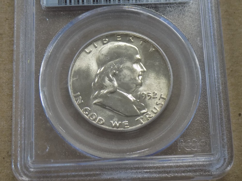1952 50C Franklin Half Dollar PCGS MS64