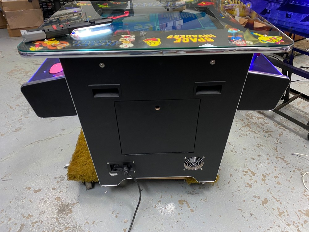 Mrs Pac Man with 412 Games