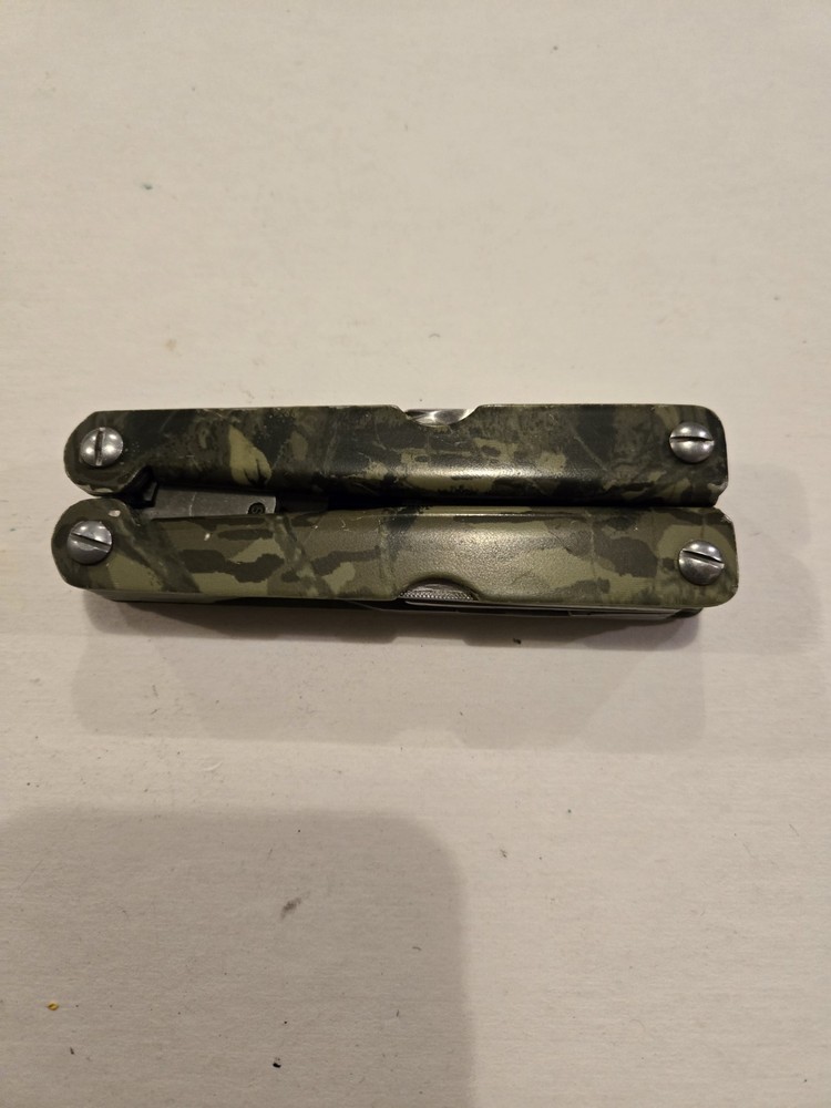 Camouflage Multi Tool