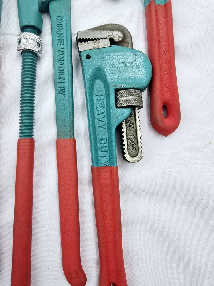 Heavy Duty Pipe Wrench - Set