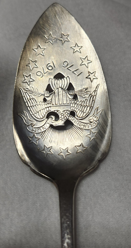Rogers Oneida Cake Servers Bicentennial 1881 Silverplated replacement