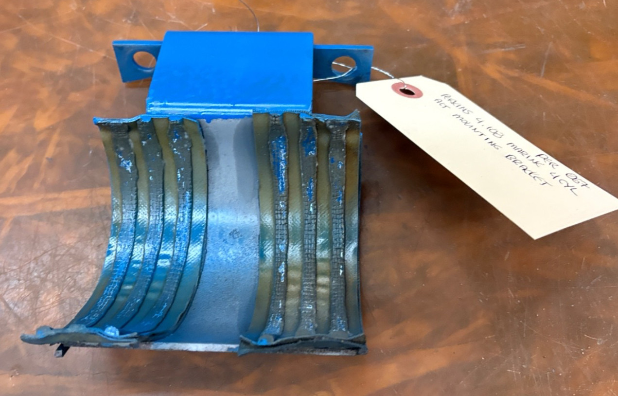 PERKINS 4.108 MARINE 4CYL ENGINE MOUNT FOR HEAT EXCHANGER