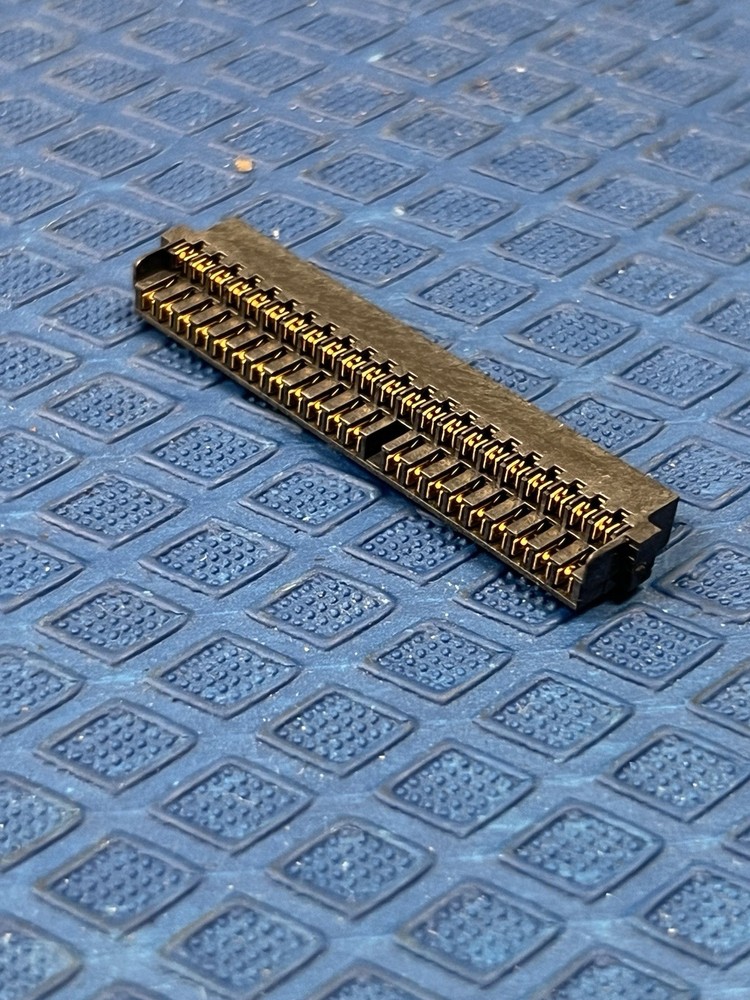 HP/Compaq DV1000 M2000 V2000 IDE HARD DRIVE CONNECTOR