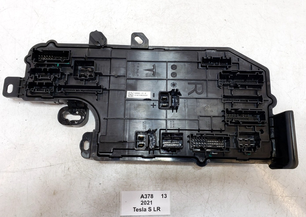 ✅ 21-25 OEM Tesla Model S Front Right Passenger Body Control Module