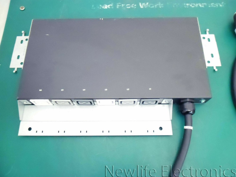 HP 442804-D71 24A Power Distribution Unit (6 x C19 Outlets) AF512A