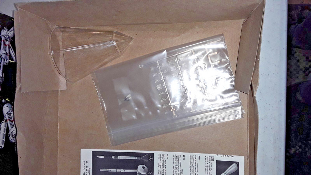 MPC PILGRIM OBSERVER SPACE STATION MODEL KIT 1/100 Scl- Open Box Complete (MK-31