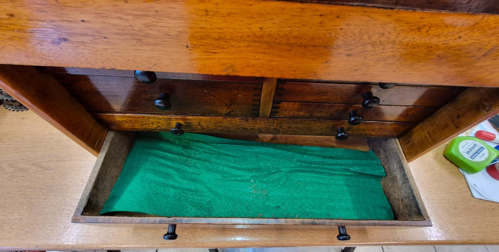 Moore & Wright Engineers Toolmakers Cabinet - 7 Drawers & Top Compartment & key