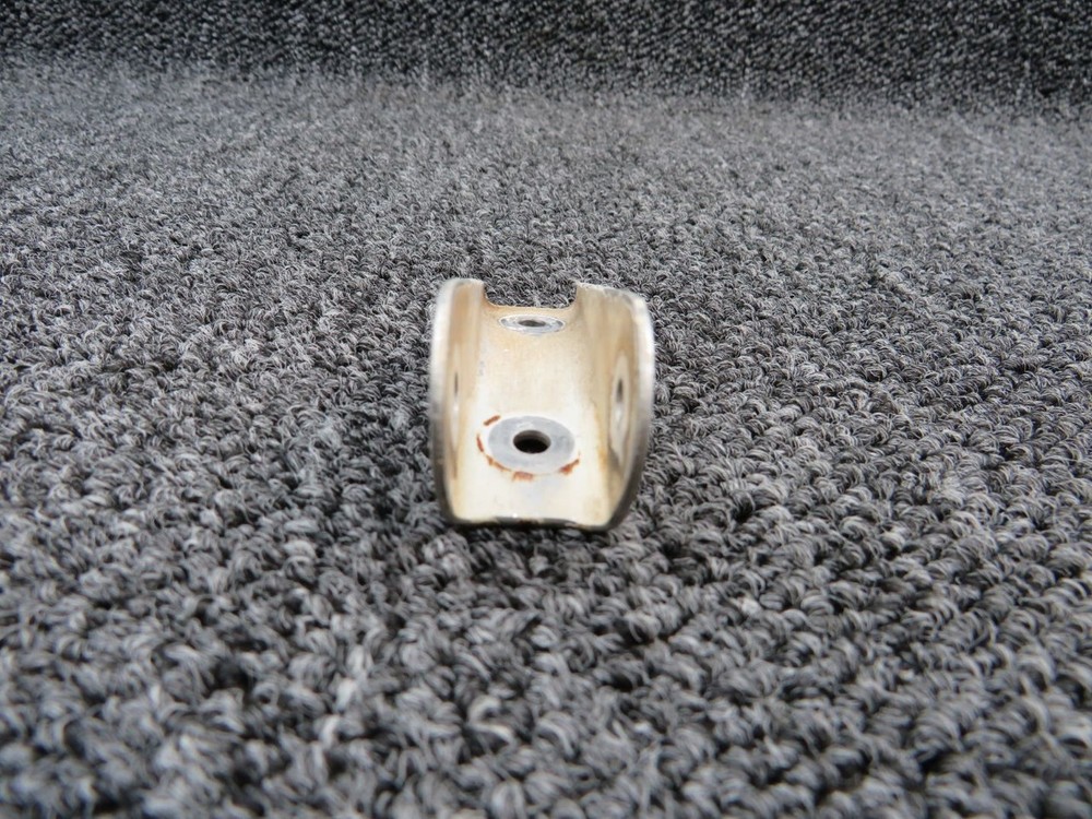 0523918 Cessna Bracket Flap Control