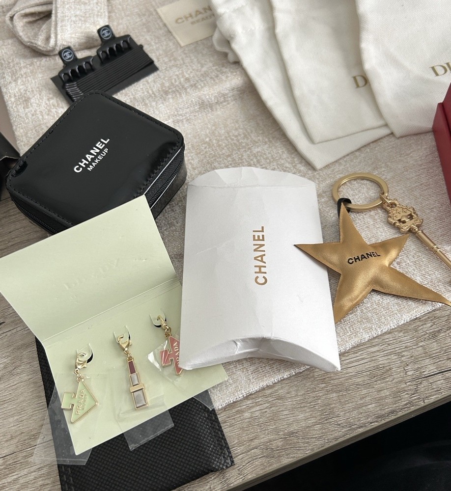 Gift With Purchase Bundle 8 Piece Bundle Set Dior