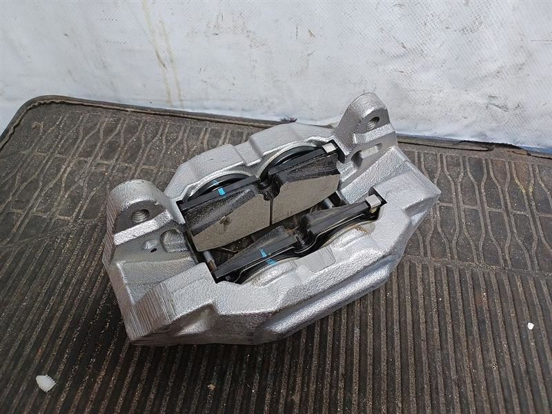 Front Passenger Right Caliper 85524104 for Silverado Sierra Escalade etc 2863890