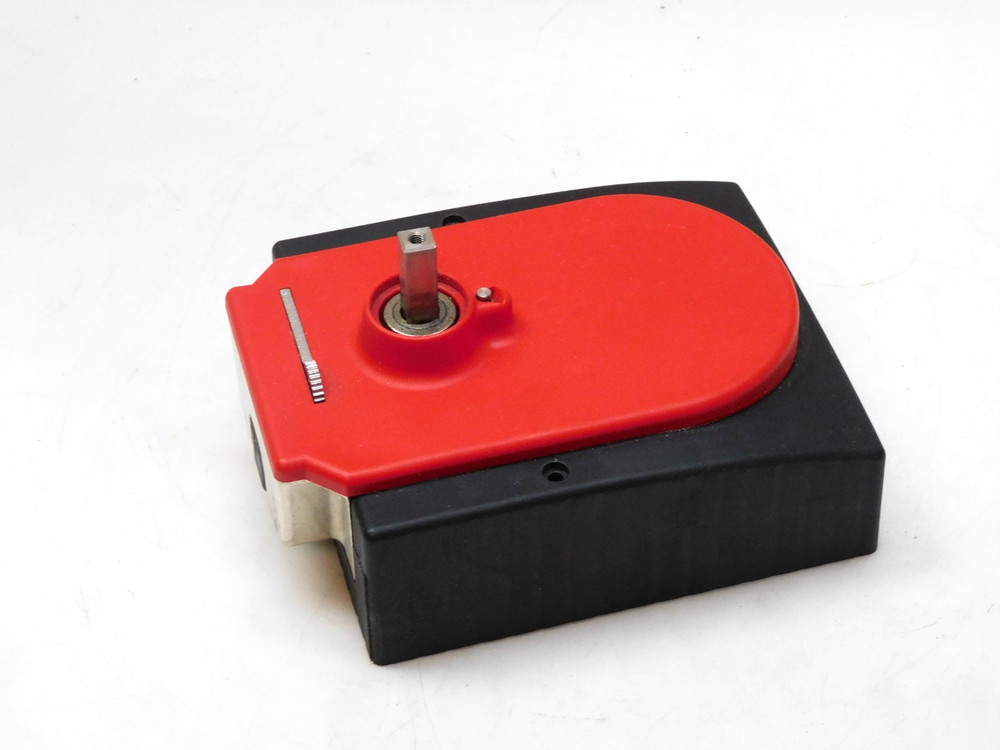 EUCHNER MGB-H-AA1A1-R-100464 HANDLE MODULE MISSING HANDLE