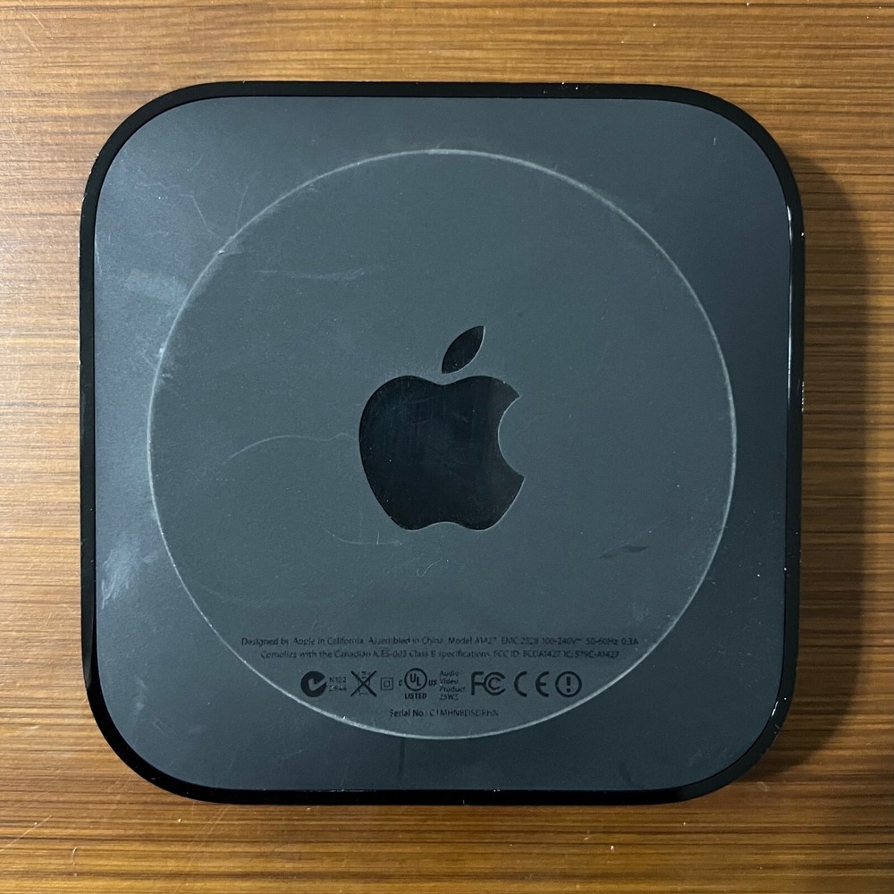 Apple TV 3rd Generation Model A1427 With Remote