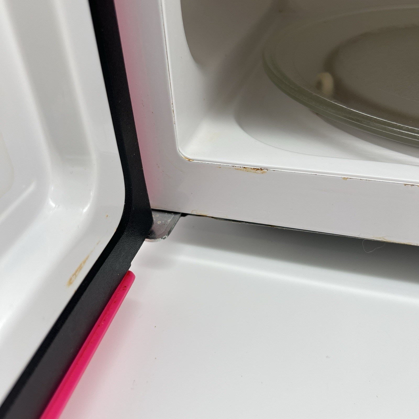 RARE Hello Kitty Hot Pink Microwave Collectable 2011 - Good Working Condition