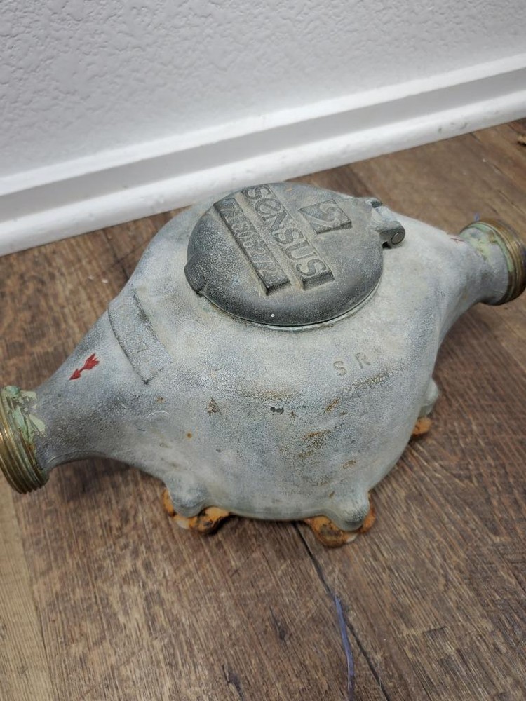 u66~  Sensus SR 1” SR Water Meter